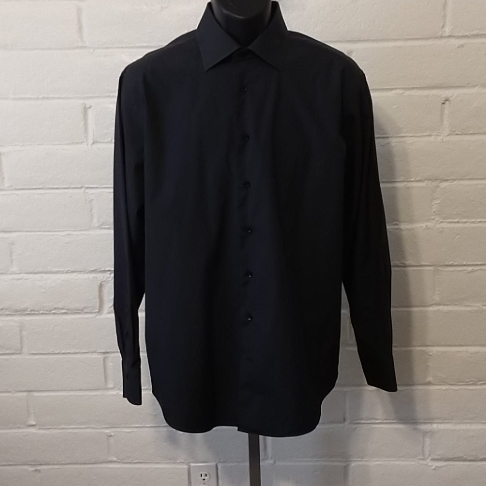 Saks on Fifth Avenue Black 16 1/2 Neck Slim Fit